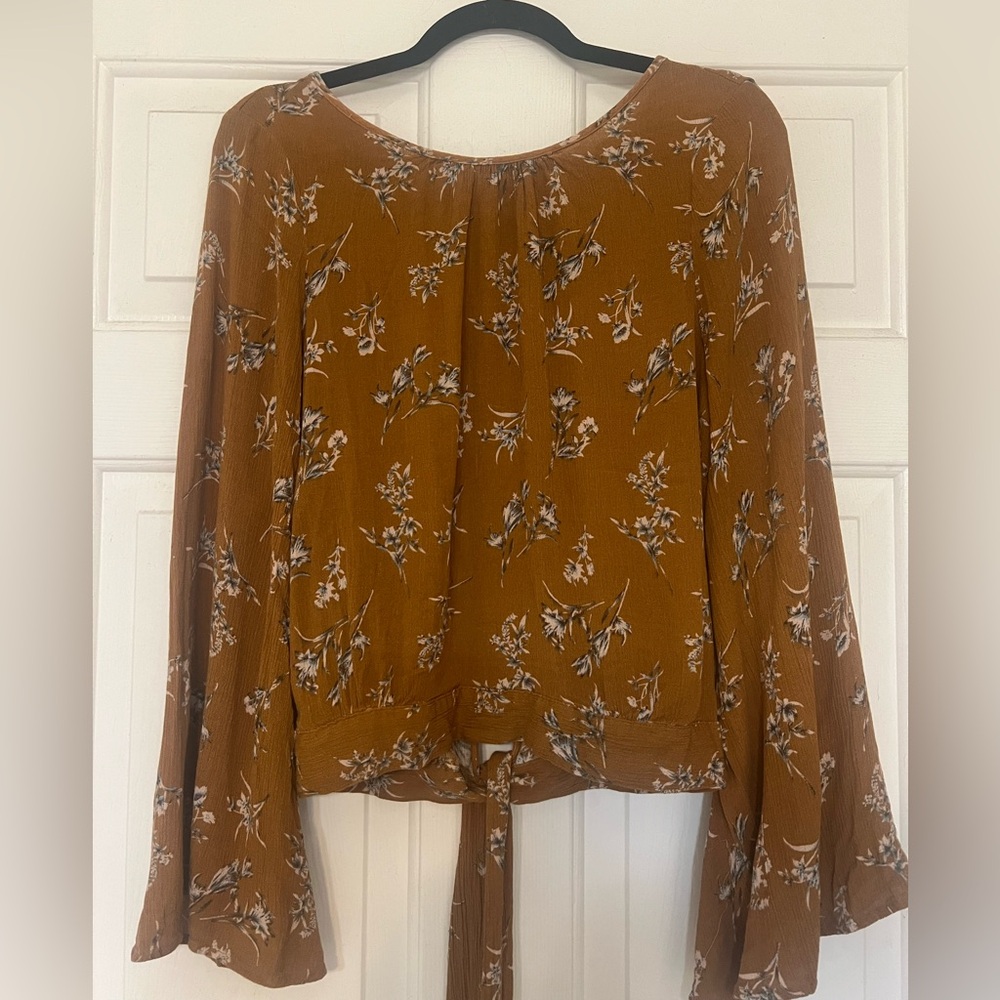 Daytrip Floral Blouse with Open Back